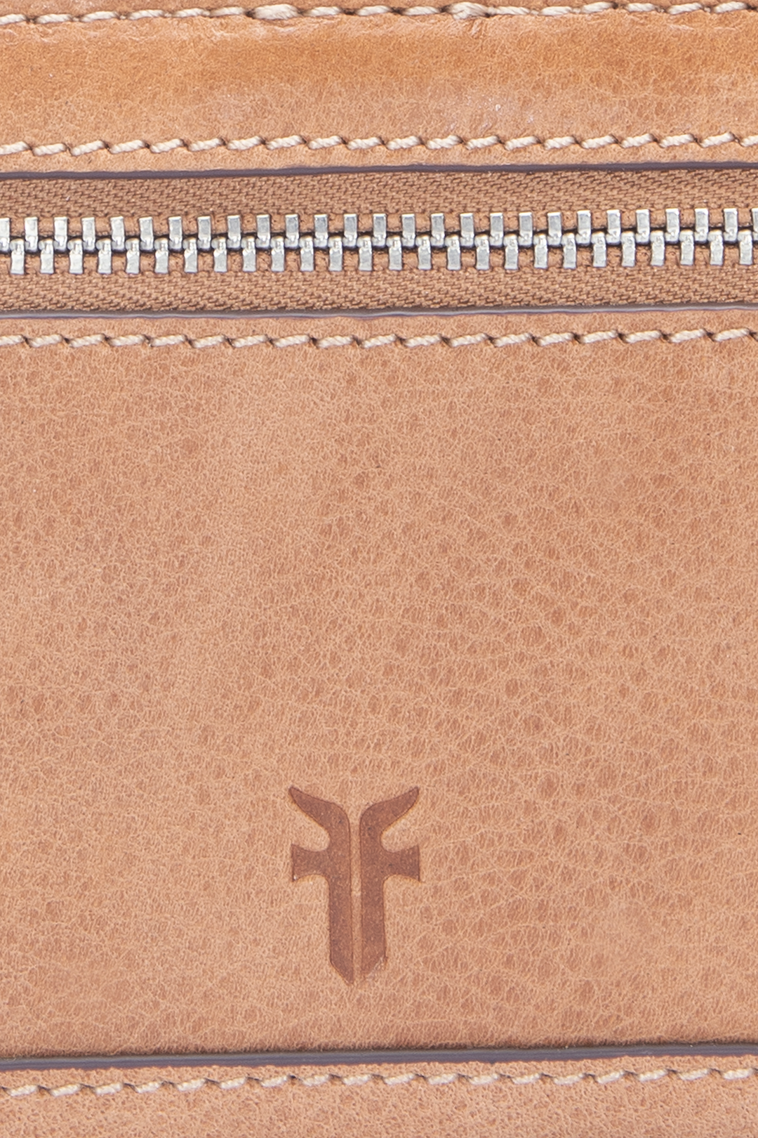Frye Quality - Reed Slim Wallet in Tan