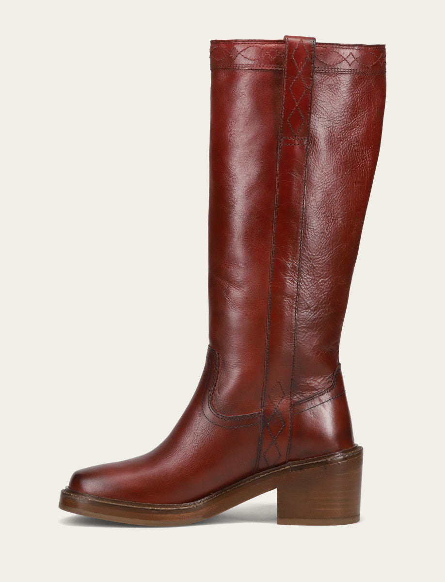 Frye Deals - Women's Merlot Kate Pull On Boot