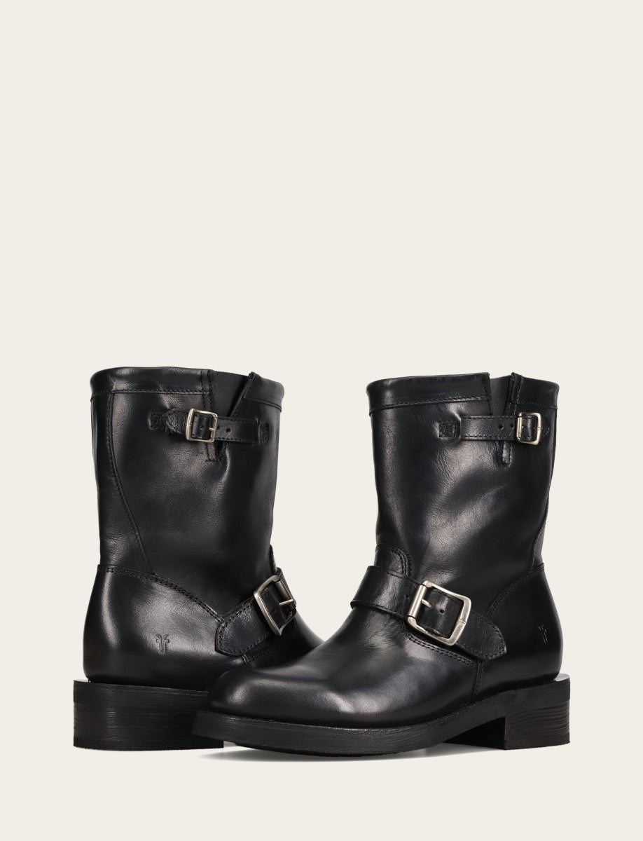 Frye Deals - Women's Black Viv Short Engineer Boot