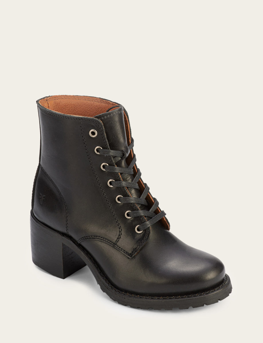 Frye Sale - Women's Black Sabrina 6G Lace Up Boots