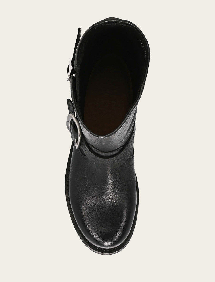 Frye Special Offer - Veronica Flex Short