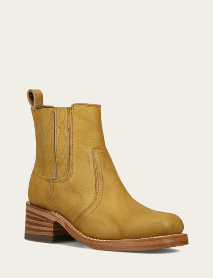 Frye Classic - Women's Banana Campus Chelsea Booties