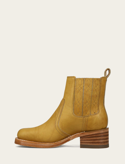 Frye Classic - Women's Banana Campus Chelsea Booties