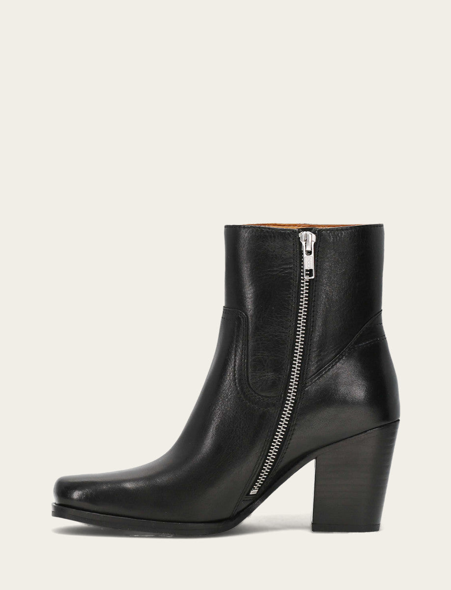 Frye Signature - Women's Black Shiloh Zip Booties