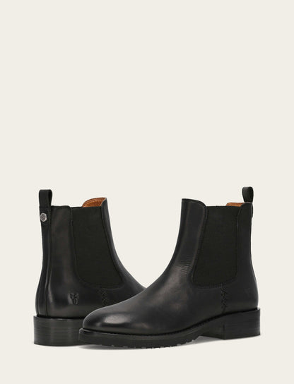Frye Latest - Women's Black Melissa Lug Chelsea Boot