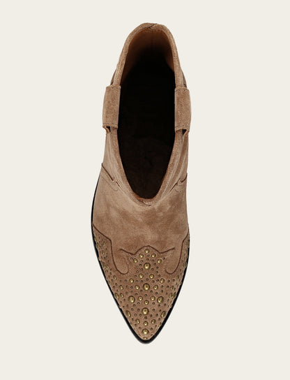 Frye Latest - Women's Almond Sara Wingtip Stud Boot