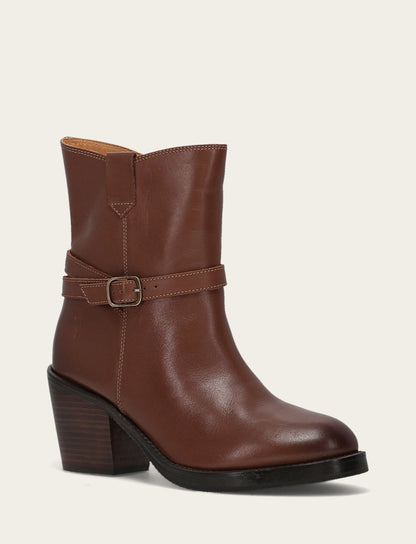 Frye Trusted - Women's Walnut Rylee Belted Inside Zip Boot