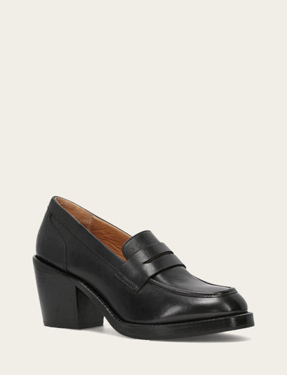 Frye Featured - Women's Black Rylee Loafer