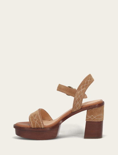 Frye Recommended - Women’s Almond Pipa Woodstock Sandals