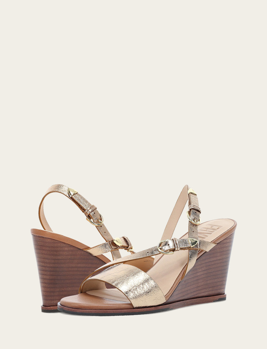 Frye Trusted - Women's Dark Gold Rachel Buckle Sandals