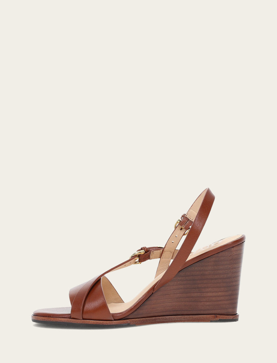 Frye Classic - Women's Cinnamon Rachel Buckle Sandals