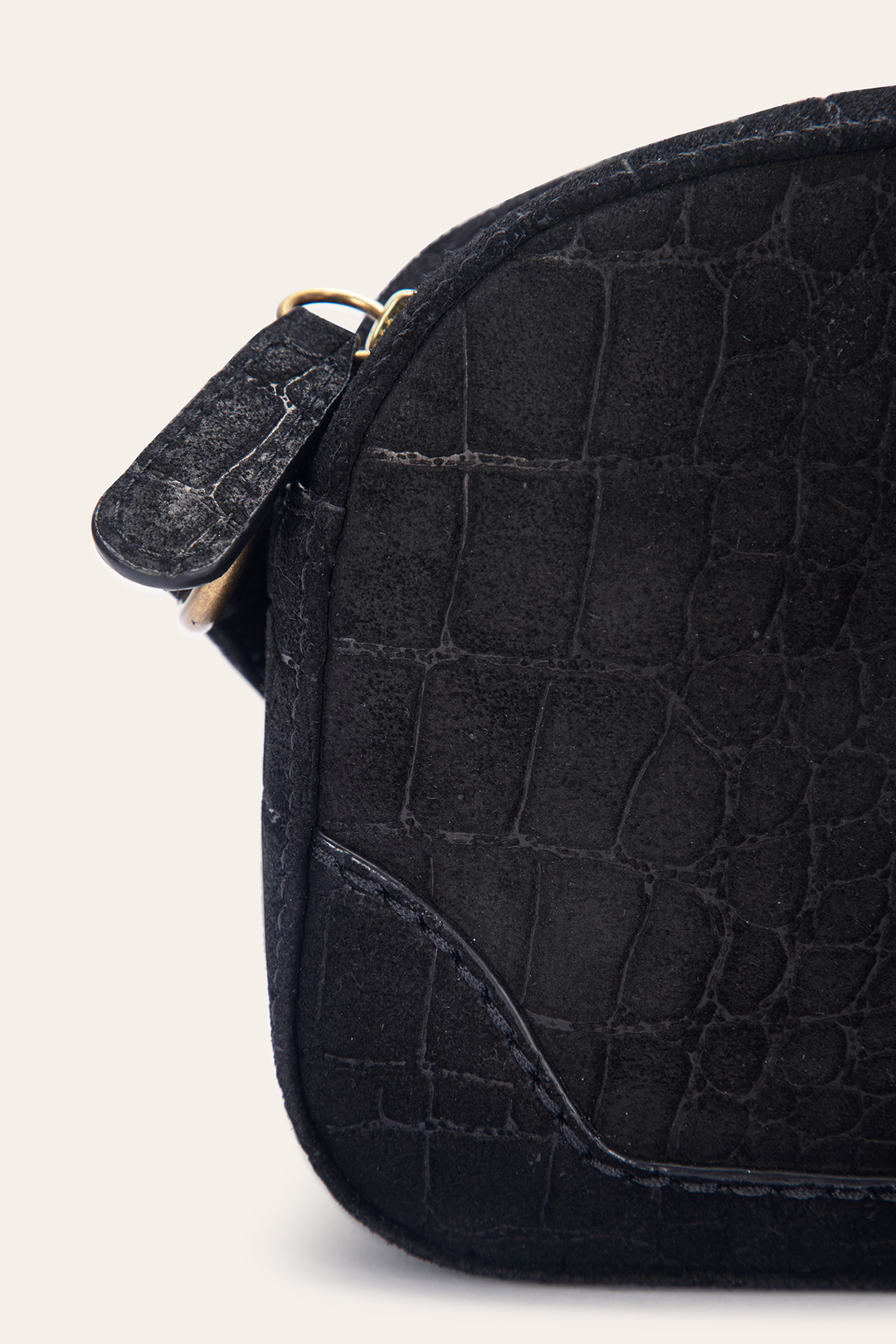 Frye Discount - Melissa Black Sueded Croco Camera