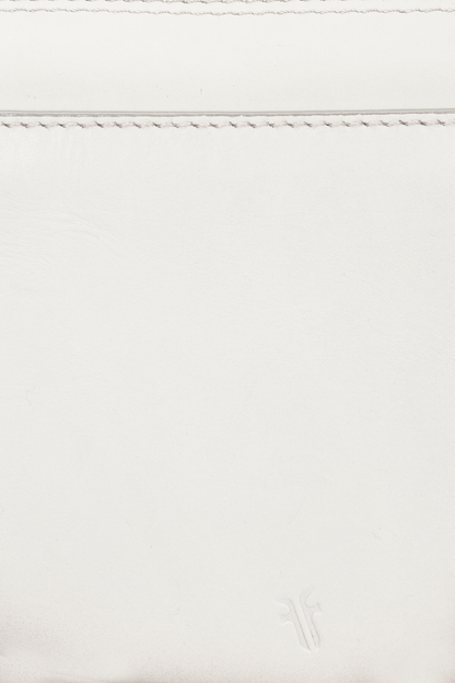 Frye Customer Favorite - Women's Cheyenne Saddle Bag (Oat)