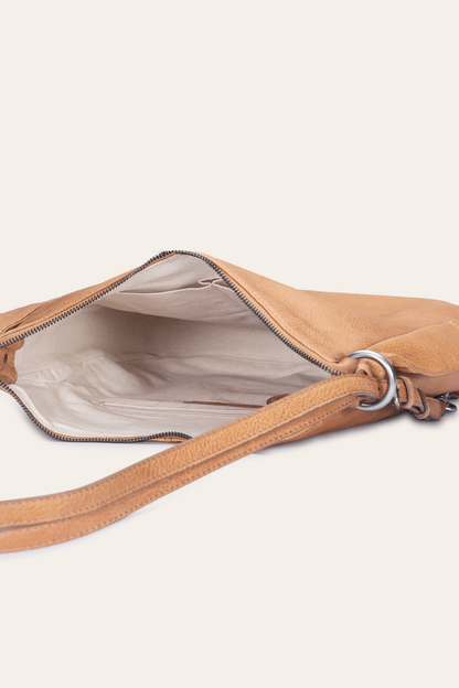 Frye Trending - Women's Nora Backpack Hobo Bag (Beige)