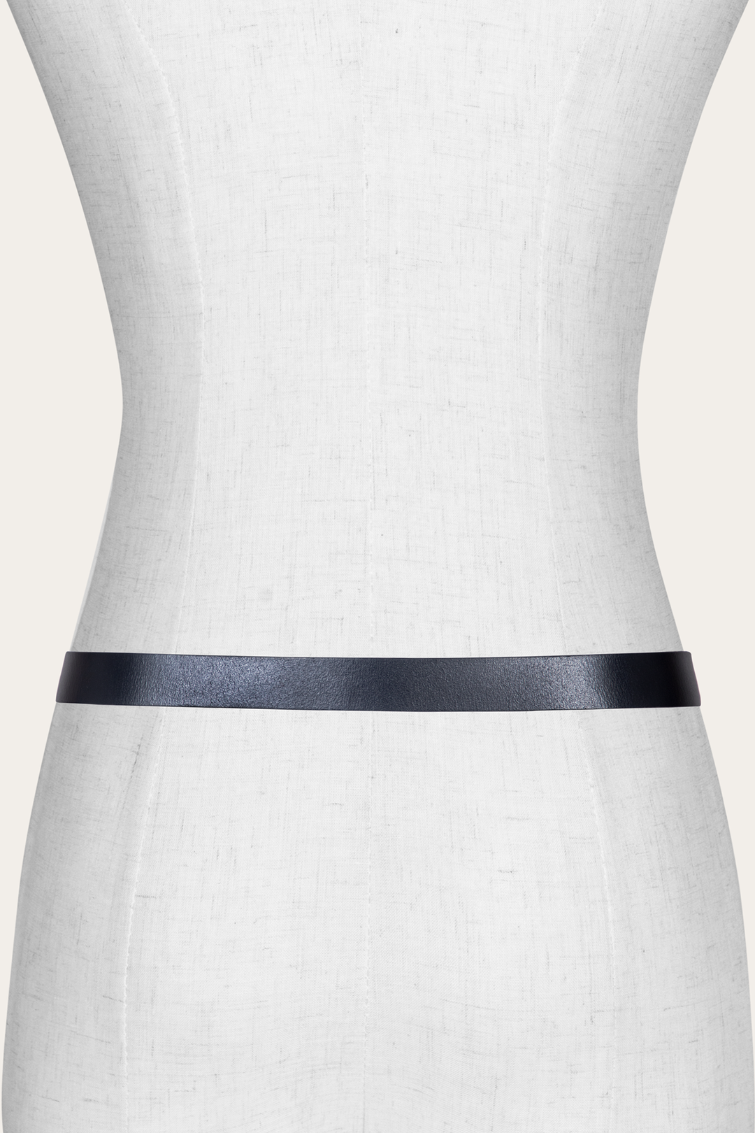 Frye Featured - Women’s Black 25mm Belt With Metal Loop