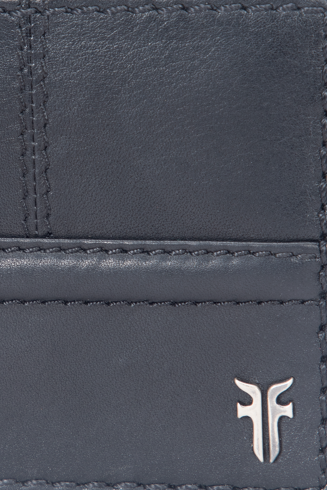 Frye Classic - Nash Black Bifold With Foldout Cc
